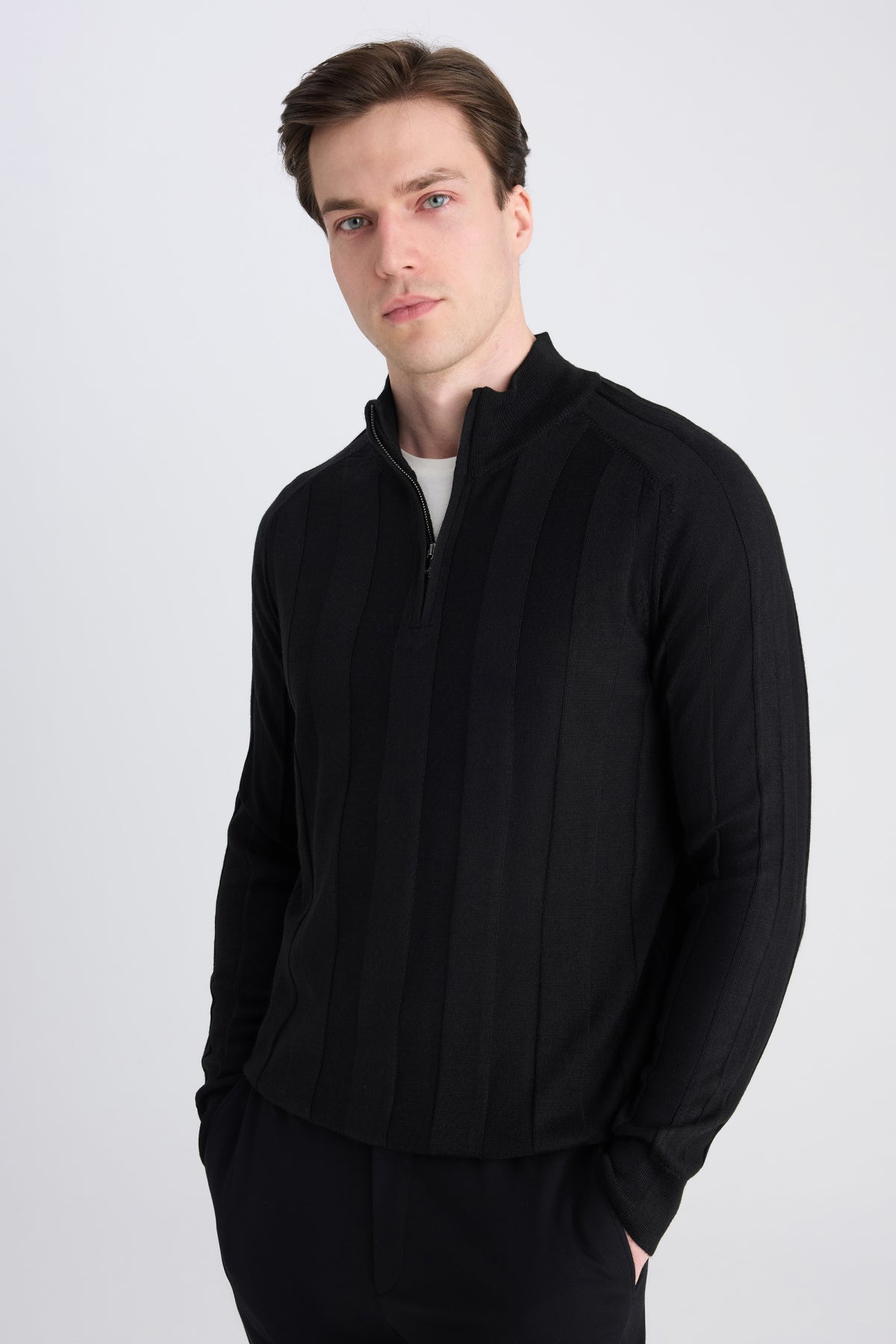 PULOVER REGULAR FIT D'S DAMAT - Negru