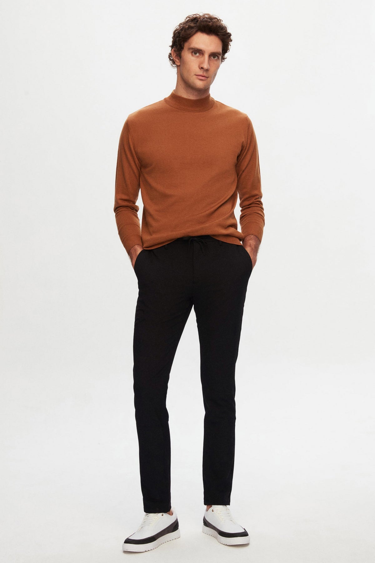 PANTALONI JOGGER SLIM FIT D'S DAMAT - Negru