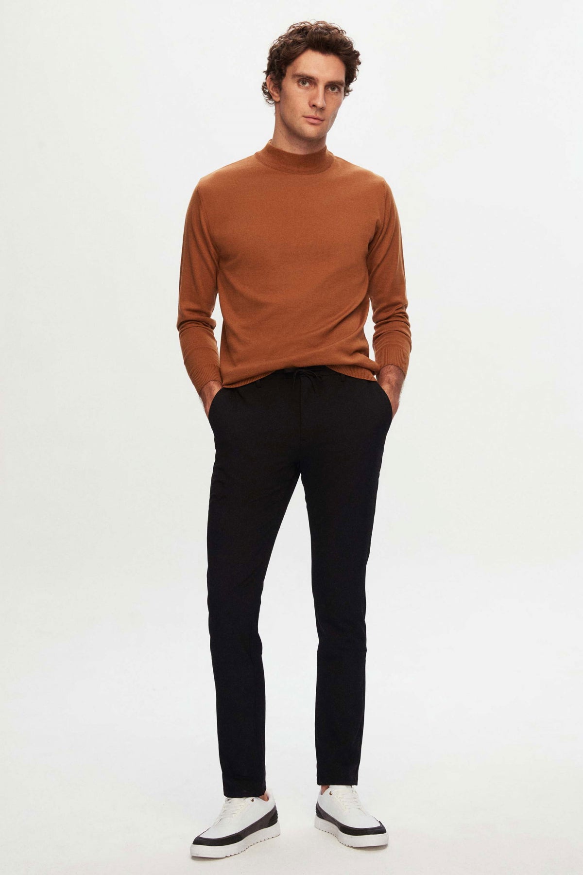 PANTALONI JOGGER SLIM FIT D'S DAMAT - Negru