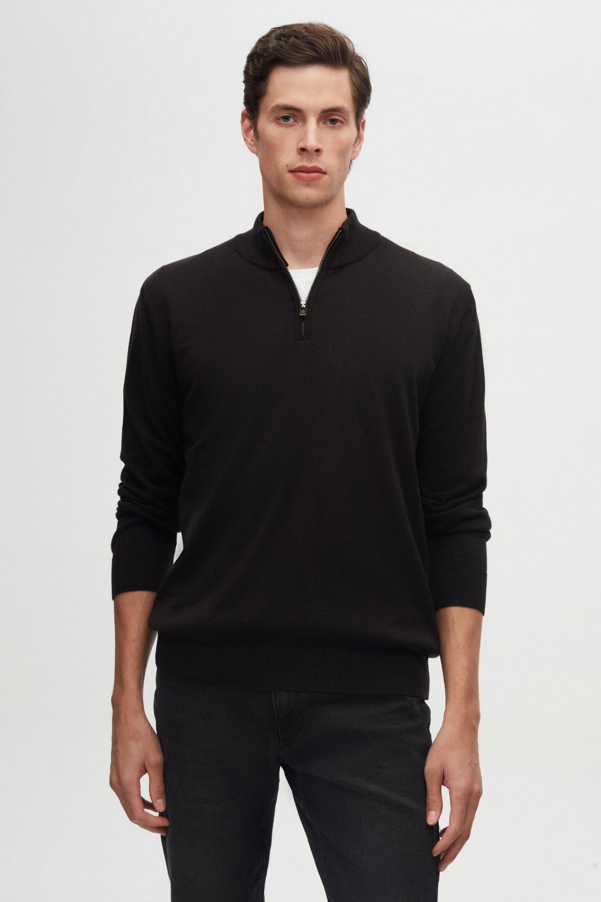 PULOVER CU FERMOAR SLIM FIT D'S DAMAT - Negru