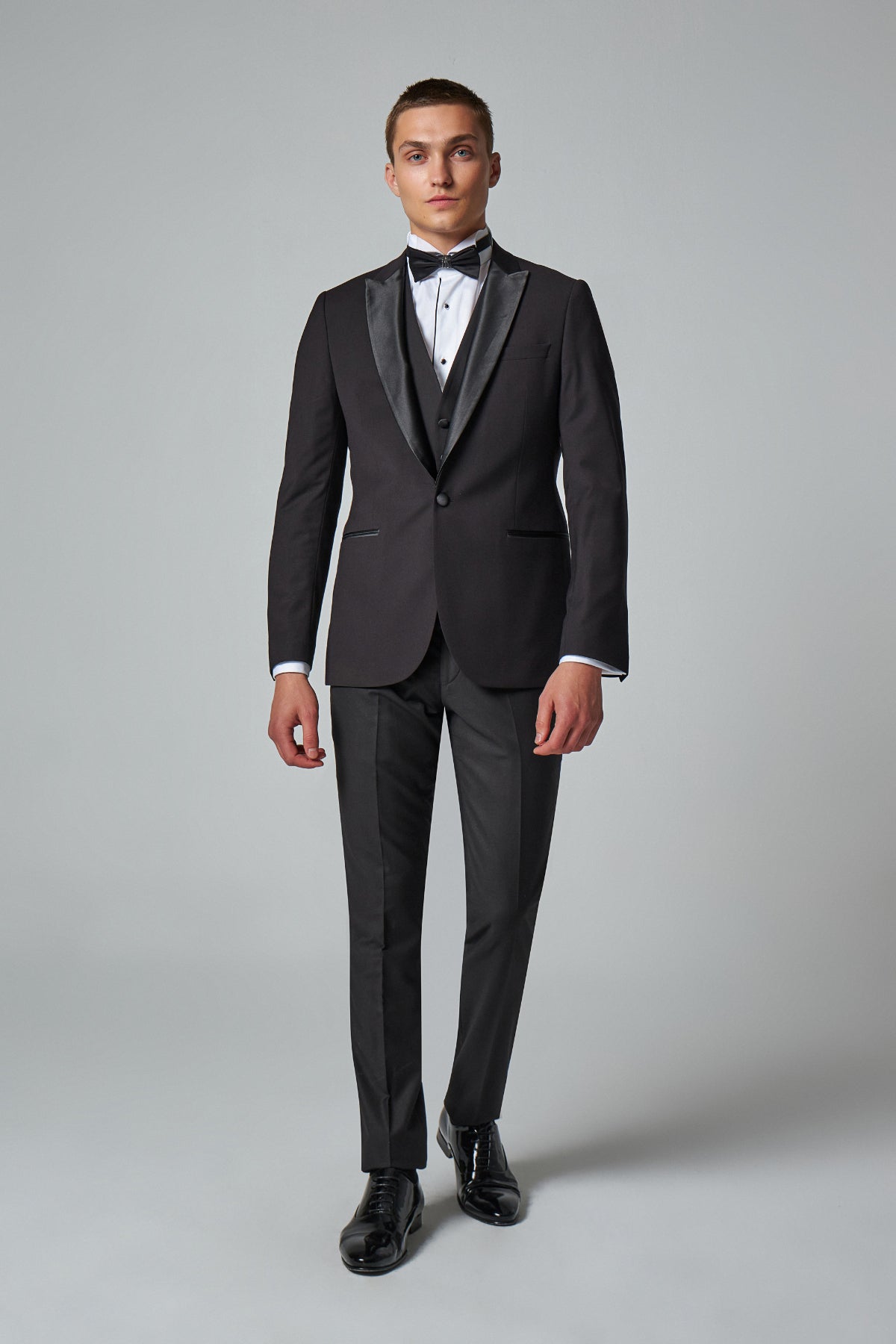 COSTUM CEREMONIE CU VESTA SLIM FIT TWN  - Negru
