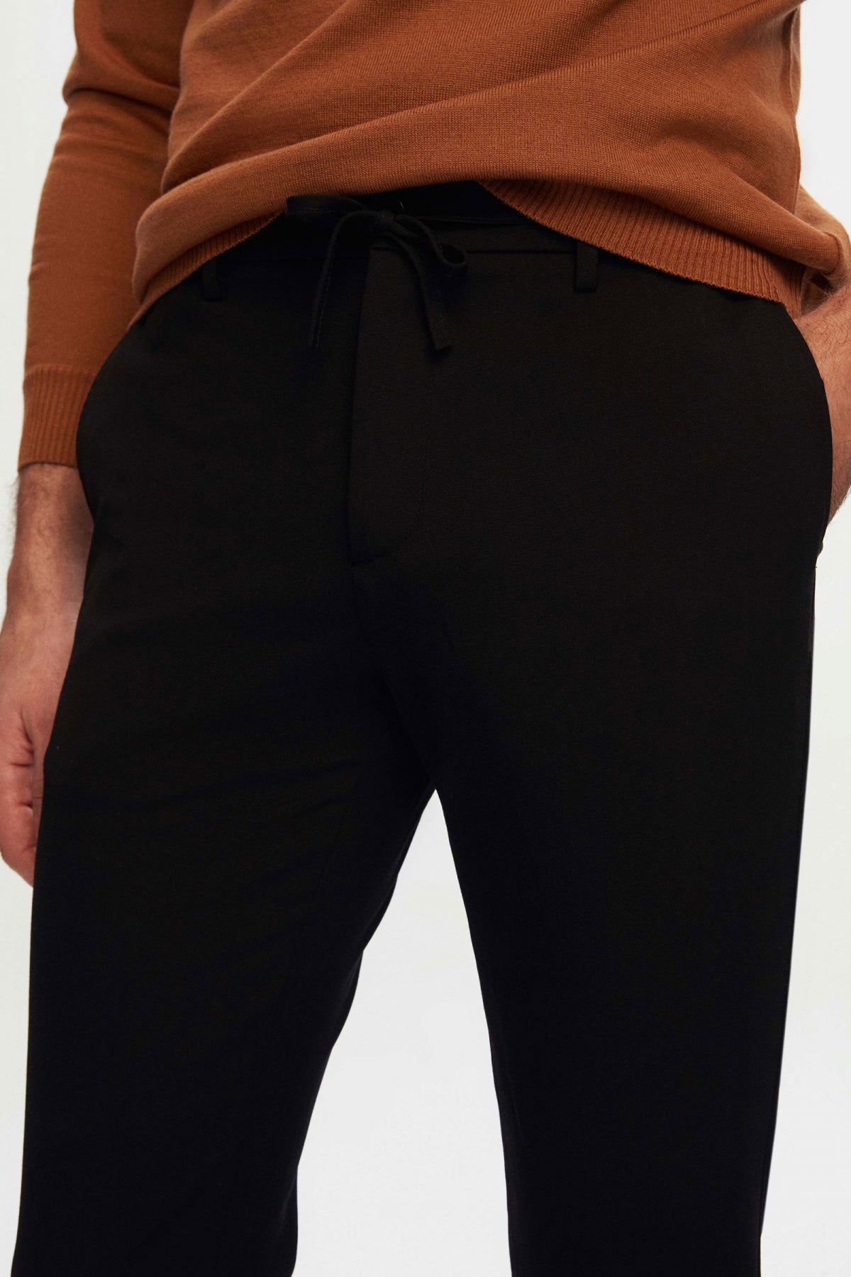 PANTALONI JOGGER SLIM FIT D'S DAMAT  - Negru