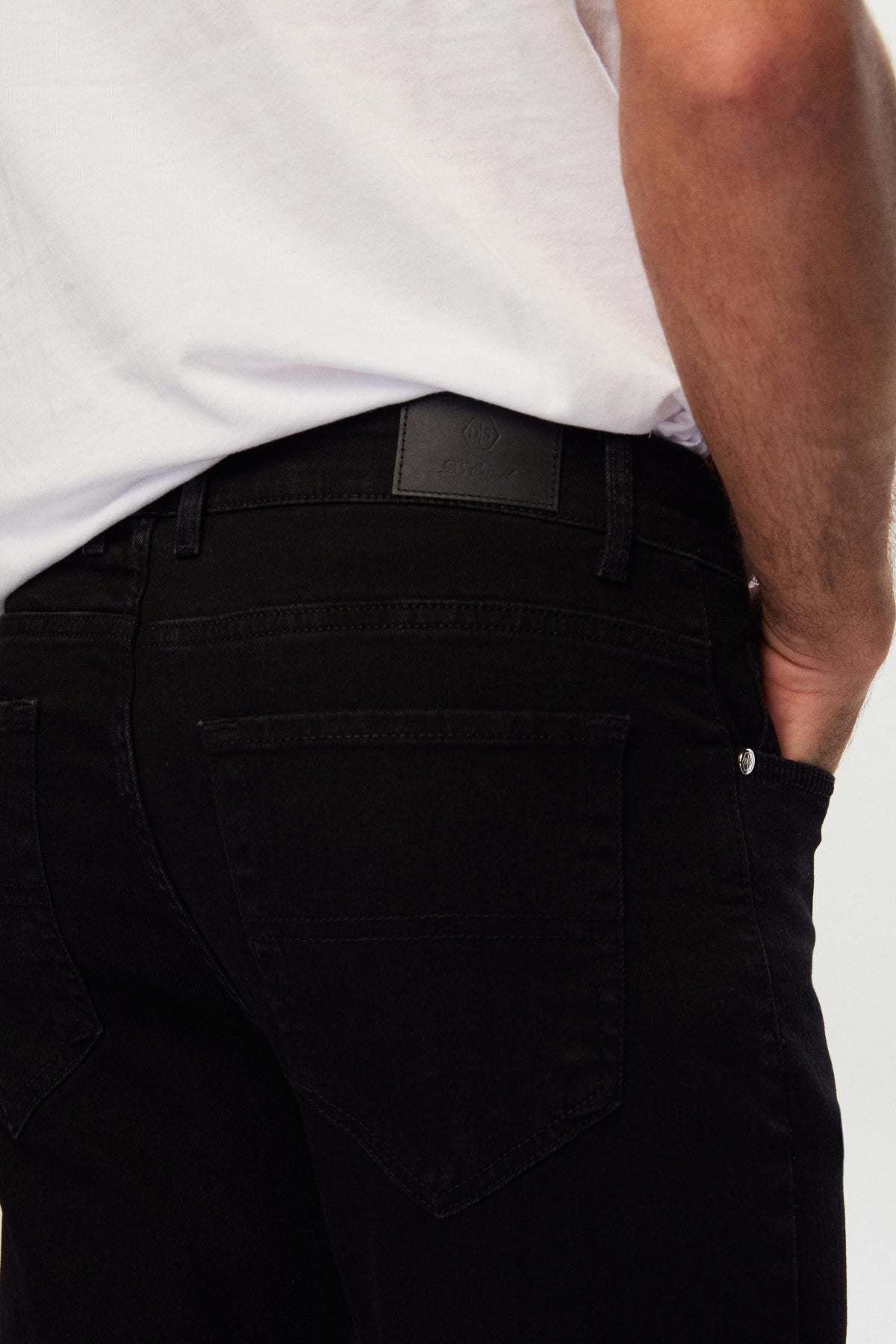 BLUGI SLIM FIT D'S DAMAT  - Negru