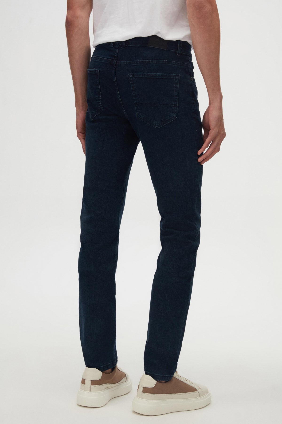 BLUGI SLIM FIT D'S DAMAT  - Bleumarin