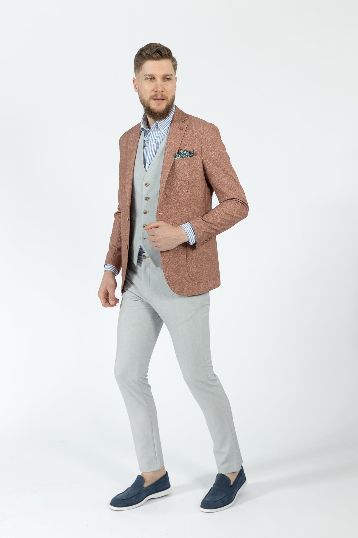 COSTUM CU VESTA SLIM FIT D'S DAMAT  - Scorțișoară