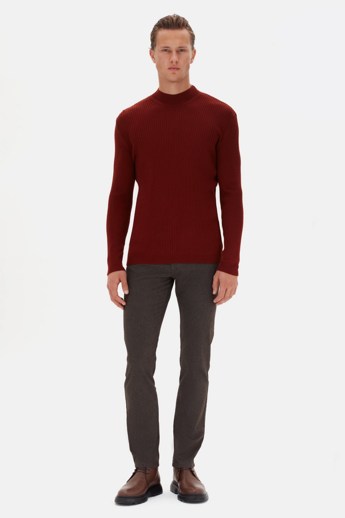 MALETA SLIM FIT TWN  - Cărămiziu